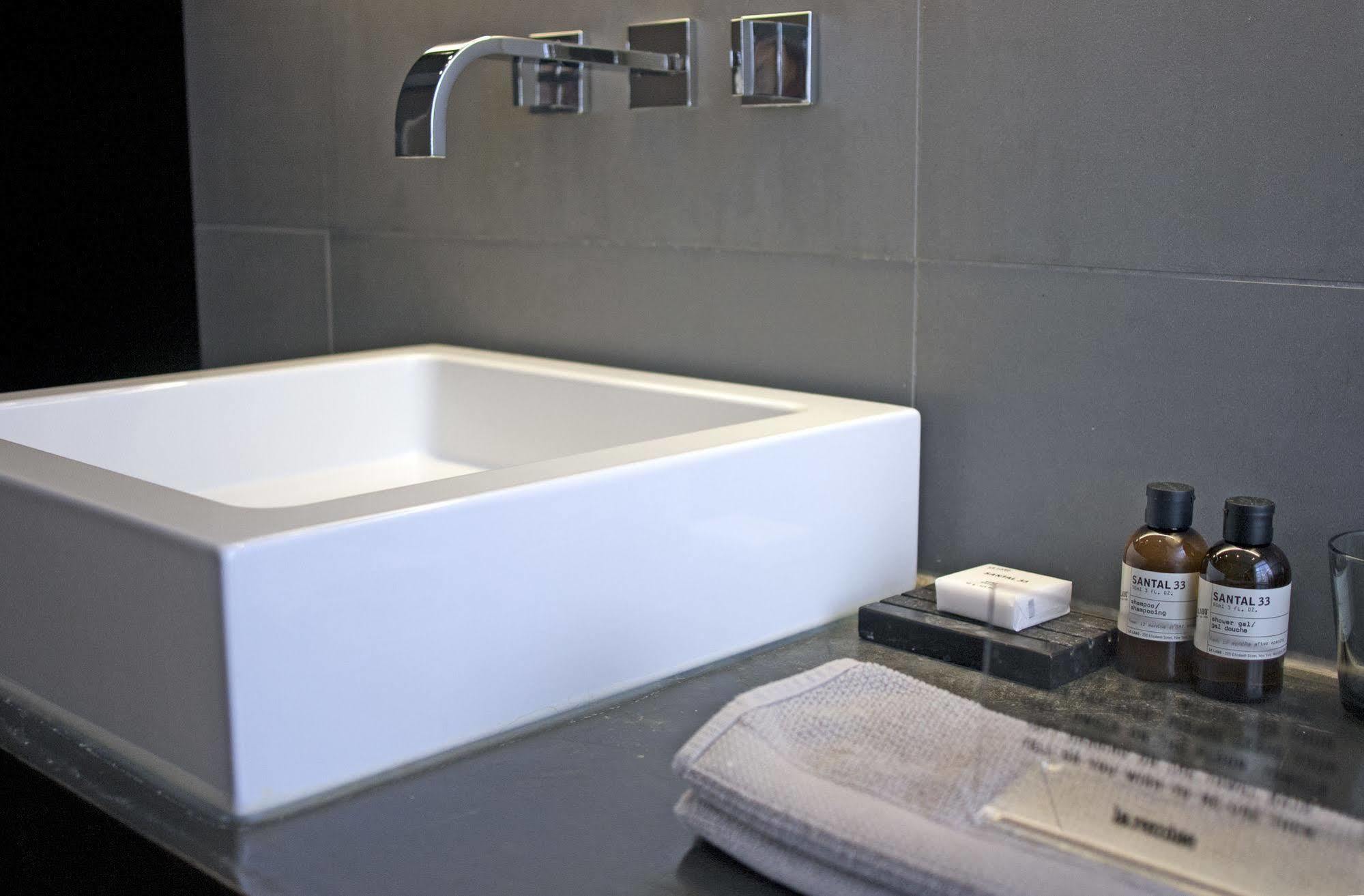 אמסטרדם Commune Suites מראה חיצוני תמונה